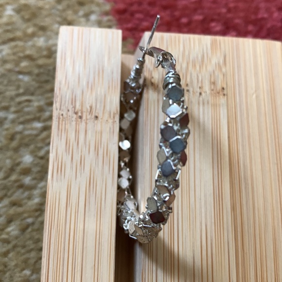 ‼️Gorgeous Silver Hoop Earrings‼️ - Picture 3 of 4